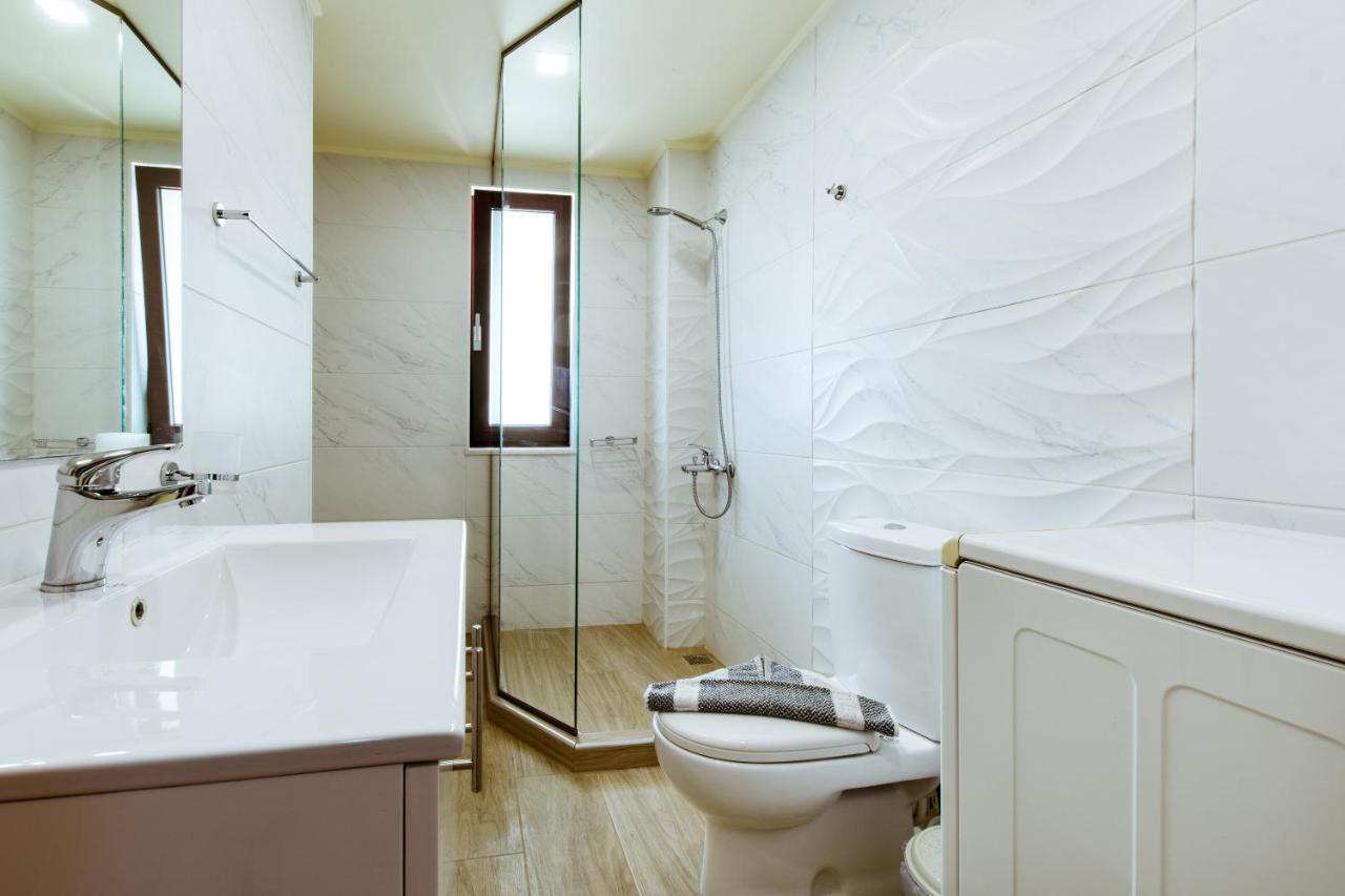 Vakantiehuis Chania Oasis With Heated Pool